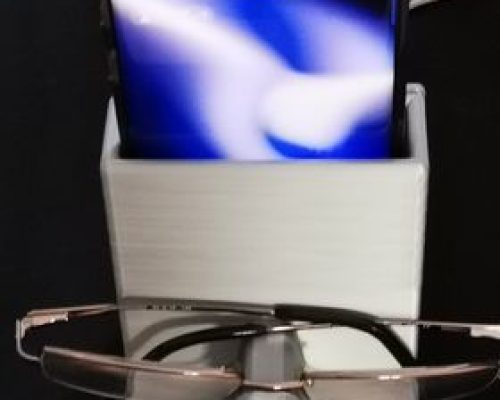 Dock smartphone avec emplacement USB magnétique